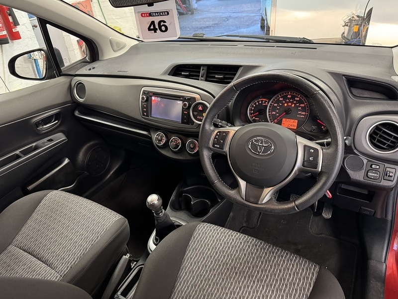 Used Toyota Yaris 2013 for sale - 77609516: Photo 11