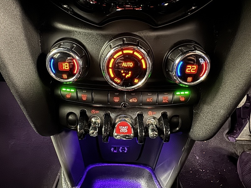 Used MINI Convertible 2018 for sale - 76396541: Photo 17