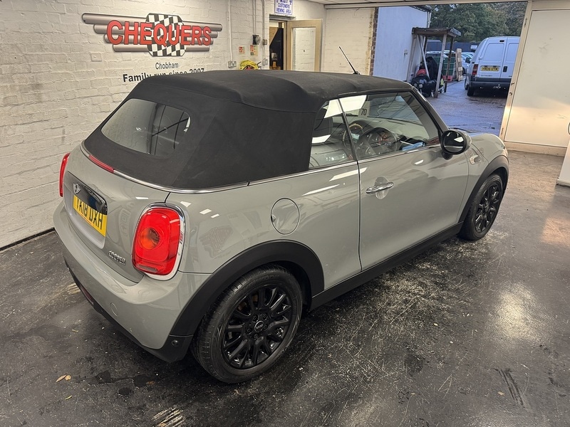 Used MINI Convertible 2018 for sale - 76396541: Photo 5