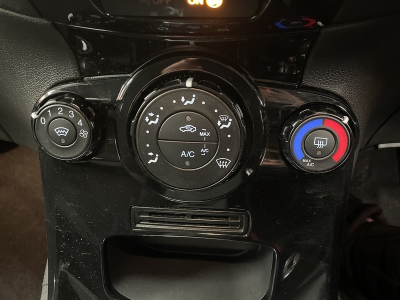 Used Ford Fiesta 2016 for sale - 76712155: Photo 21