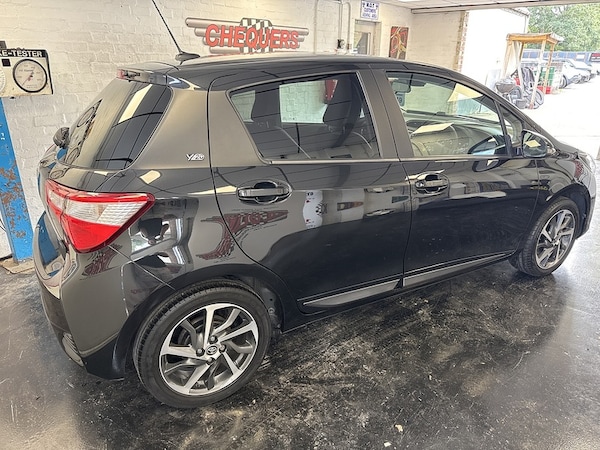 Used Toyota Yaris 2020 for sale - 75643092: Photo 8