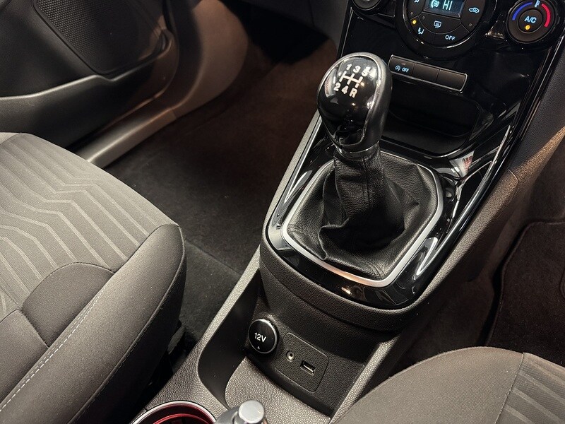 Used Ford Fiesta 2013 for sale - 76910683: Photo 19