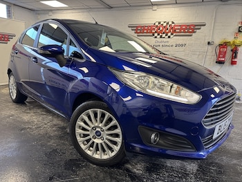 Used Ford Fiesta 2015 for sale - 77432585: Photo