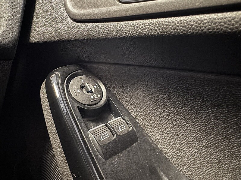 Used Ford Fiesta 2015 for sale - 77432585: Photo 21