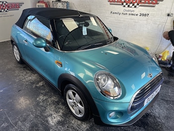Used MINI Convertible 2018 for sale - 76784440: Photo