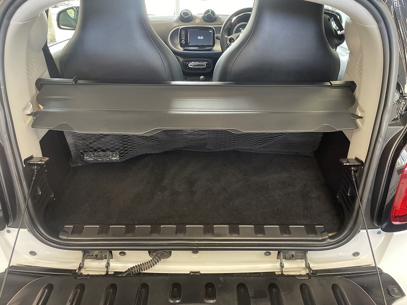 Used smart fortwo 2019 for sale - 76206695: Photo 13