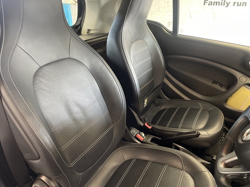 Used smart fortwo 2019 for sale - 76206695: Photo 15