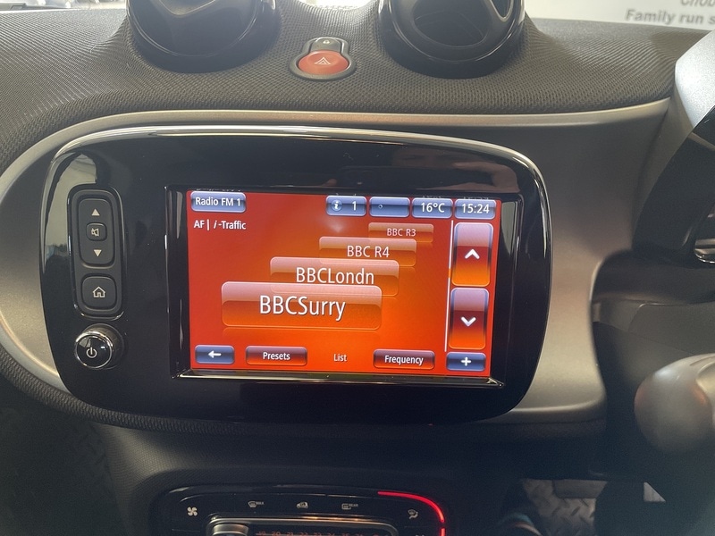 Used smart fortwo 2019 for sale - 76206695: Photo 18