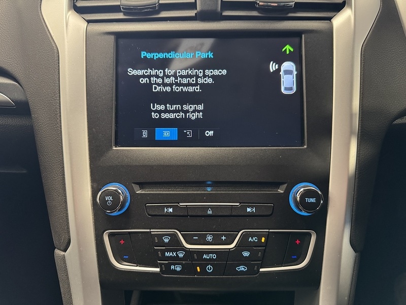 Used Ford Mondeo 2016 for sale - 76707229: Photo 17