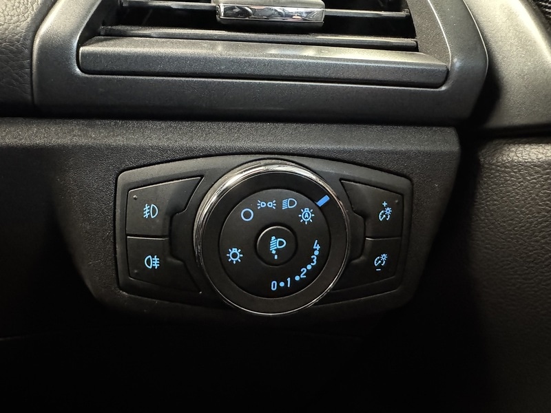 Used Ford Mondeo 2016 for sale - 76707229: Photo 21