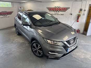 Used Nissan Qashqai 2017 for sale - 74733652: Photo