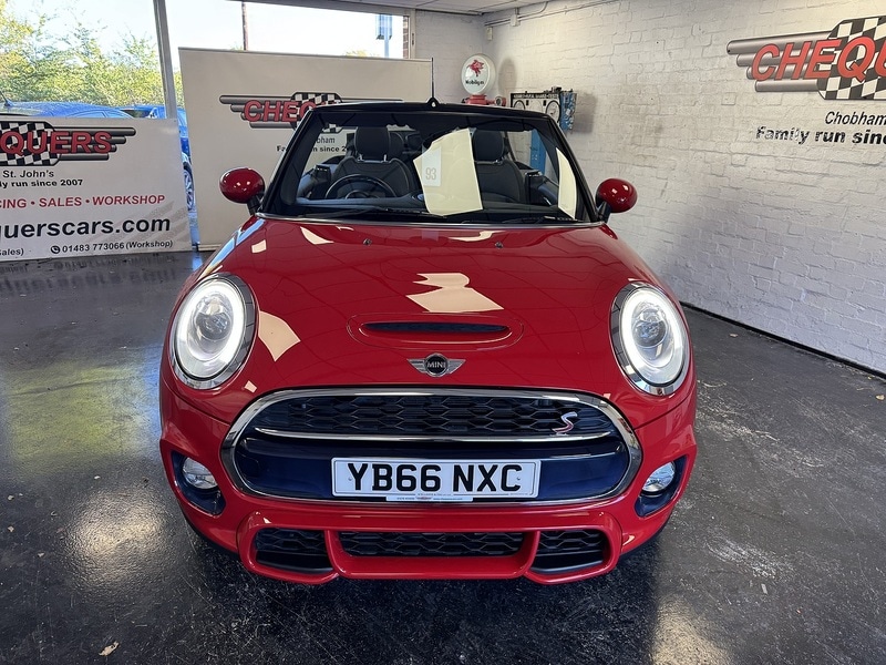Used MINI Convertible 2017 for sale - 76357066: Photo 4
