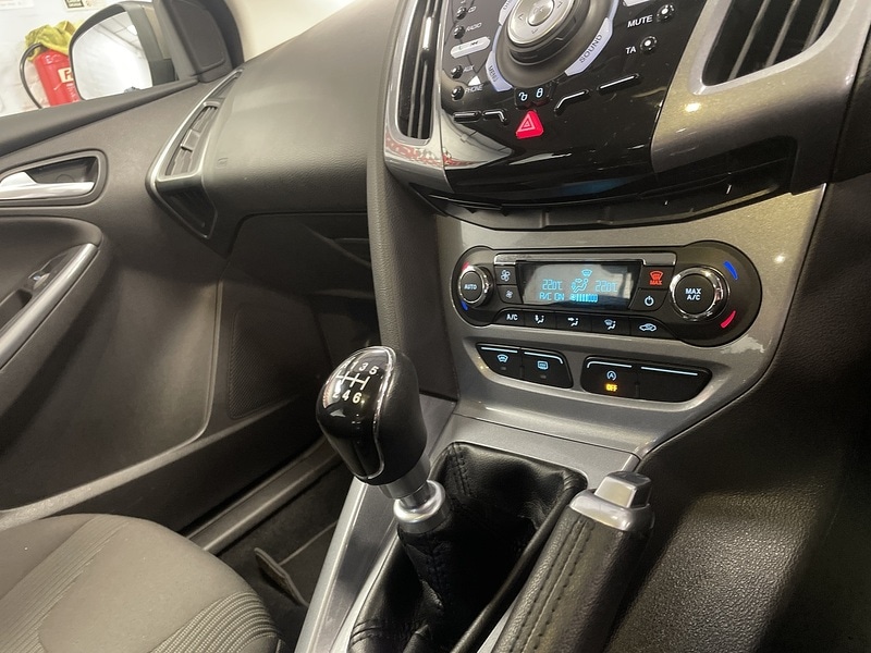 Used Ford Focus 2012 for sale - 76413301: Photo 21