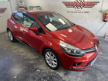 Used Renault Clio 2018 for sale - 79234006: Photo
