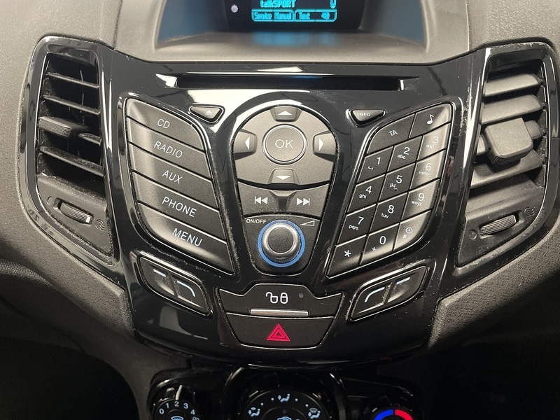 Used Ford Fiesta 2016 for sale - 76884422: Photo 16