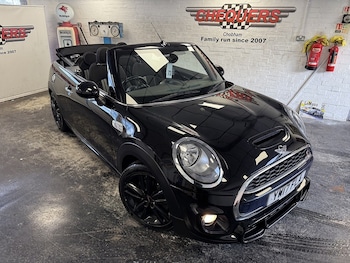 Used MINI Convertible 2017 for sale - 77846446: Photo