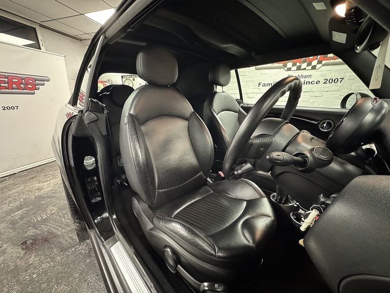 Used MINI Convertible 2014 for sale - 76778047: Photo 12