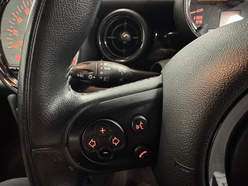 Used MINI Convertible 2014 for sale - 76778047: Photo 18