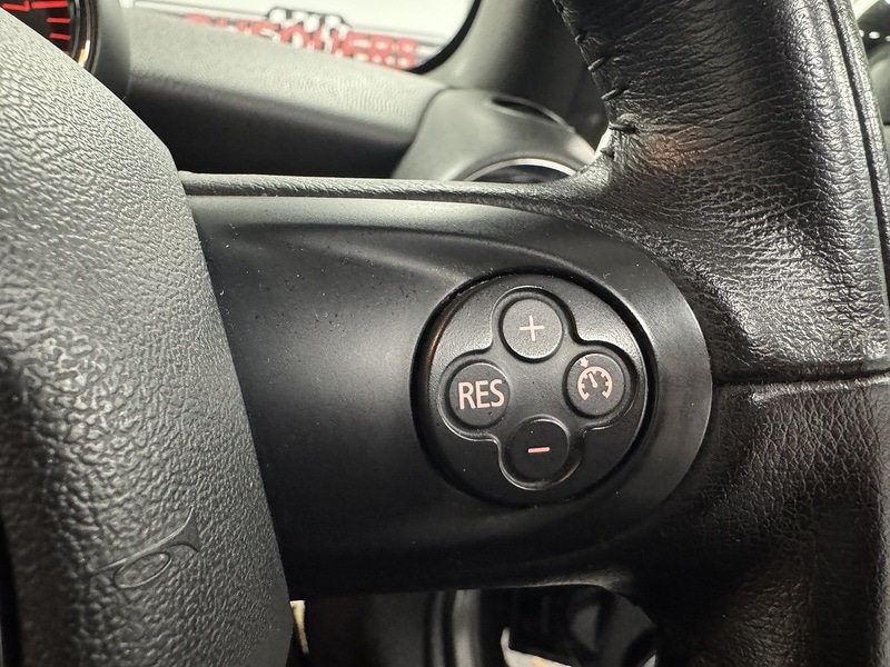 Used MINI Convertible 2014 for sale - 76778047: Photo 19