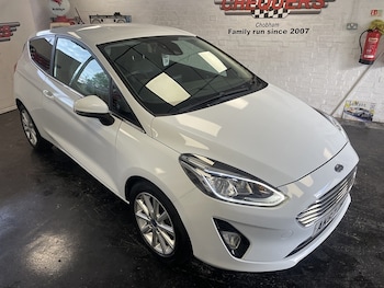 Used Ford Fiesta 2017 for sale - 76197281: Photo 2