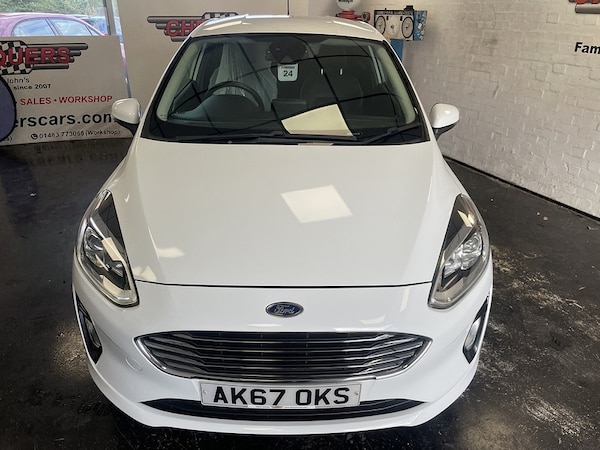 Used Ford Fiesta 2017 for sale - 76197281: Photo 4