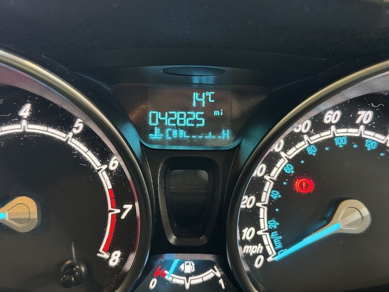 Used Ford Fiesta 2017 for sale - 77572400: Photo 14