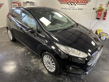 Used Ford Fiesta 2015 for sale - 76470661: Photo
