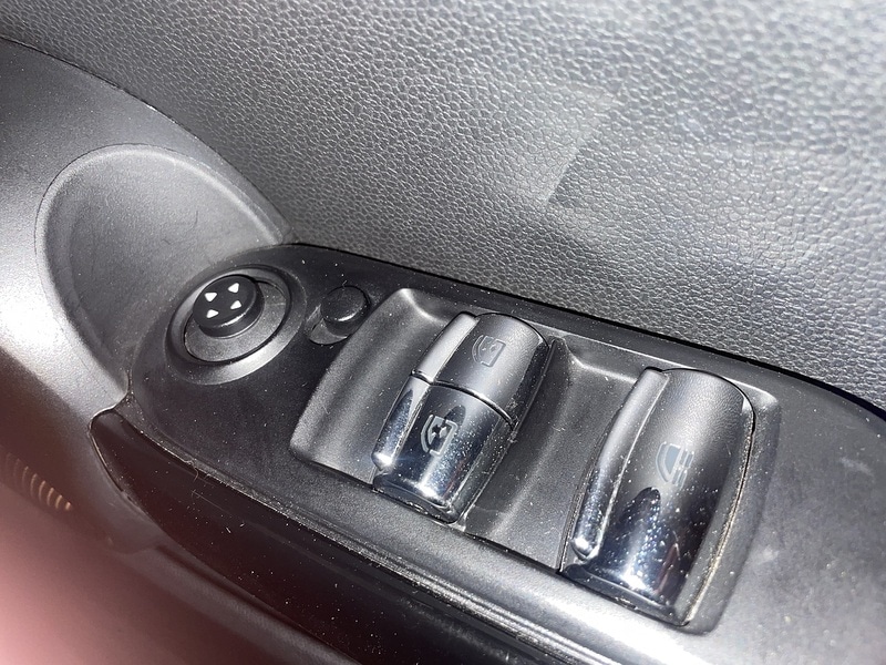 Used MINI Convertible 2017 for sale - 77065428: Photo 26