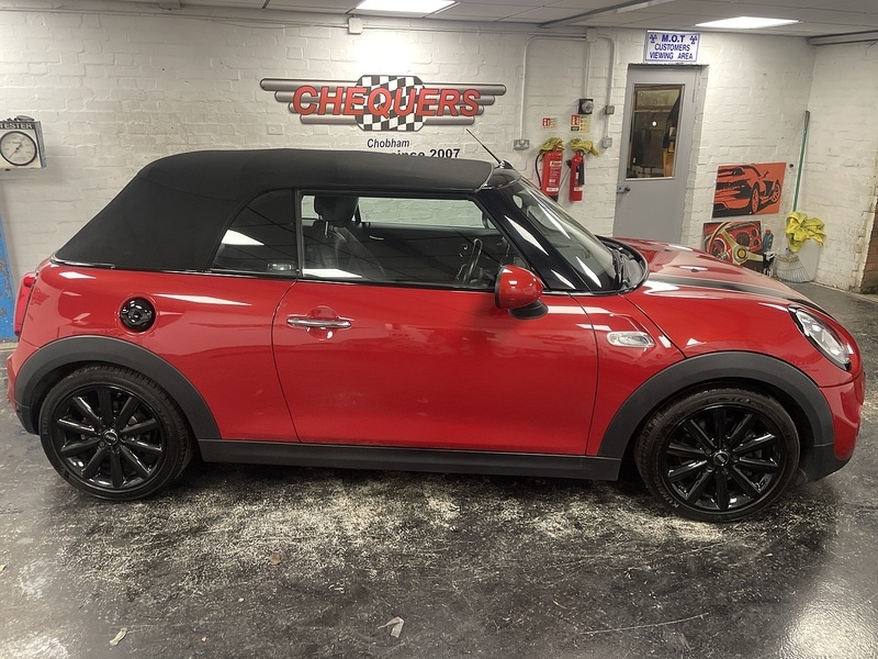 Used MINI Convertible 2017 for sale - 77065428: Photo 9