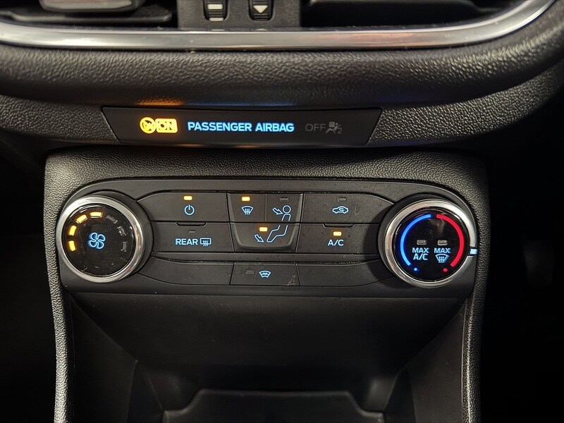 Used Ford Fiesta 2017 for sale - 76081445: Photo 17