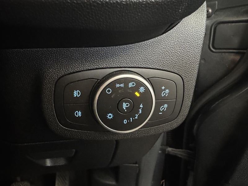 Used Ford Fiesta 2017 for sale - 76081445: Photo 21