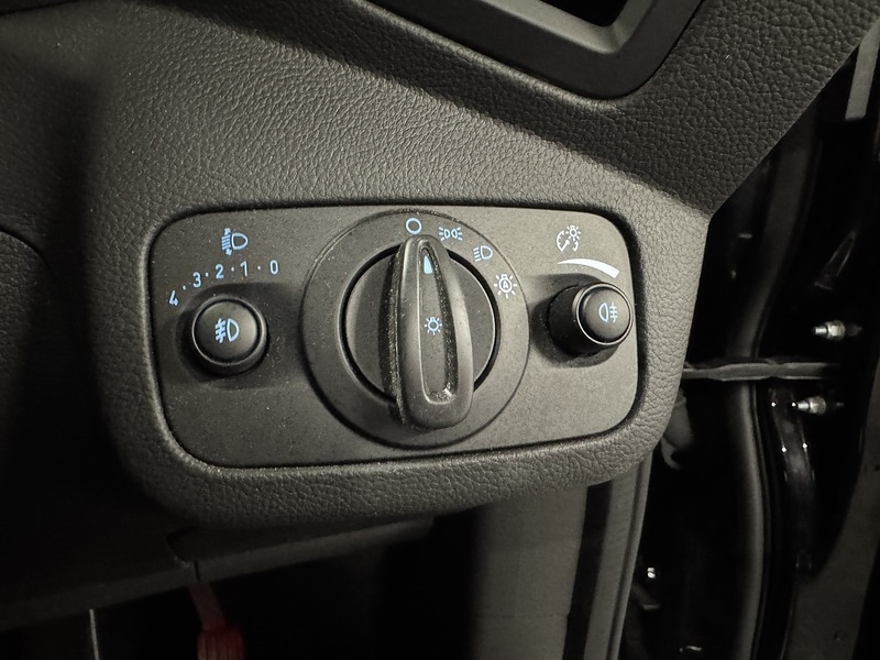 Used Ford C-Max 2017 for sale - 76612612: Photo 20