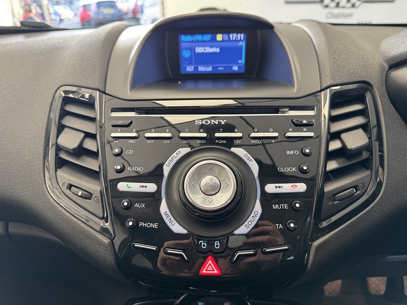 Used Ford Fiesta 2015 for sale - 77663394: Photo 16