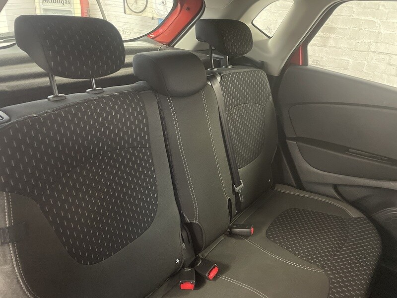 Used Renault Captur 2017 for sale - 76206689: Photo 15