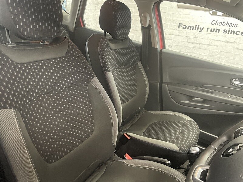 Used Renault Captur 2017 for sale - 76206689: Photo 16