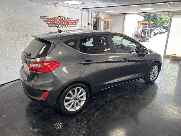 Used Ford Fiesta 2018 for sale - 75574119: Photo 8