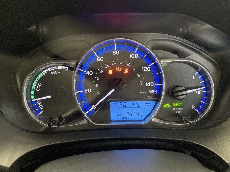 Used Toyota Yaris 2016 for sale - 76185801: Photo 18