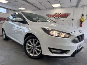 2015 - Titanium 5-Door