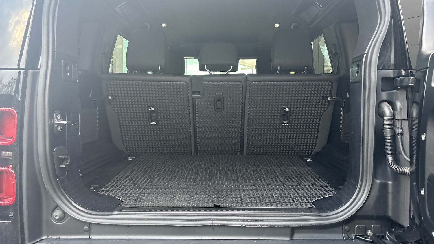 Used Land Rover Defender 2022 for sale - 76693208: Photo 10