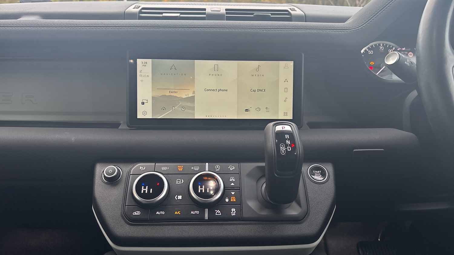 Used Land Rover Defender 2022 for sale - 76693208: Photo 14