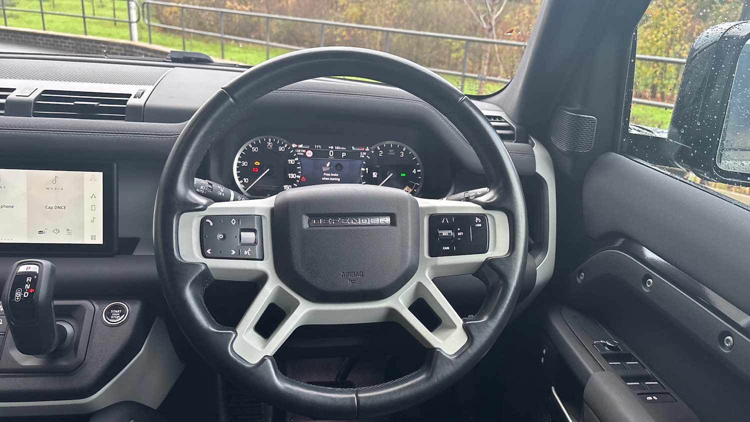 Used Land Rover Defender 2022 for sale - 76693208: Photo 15