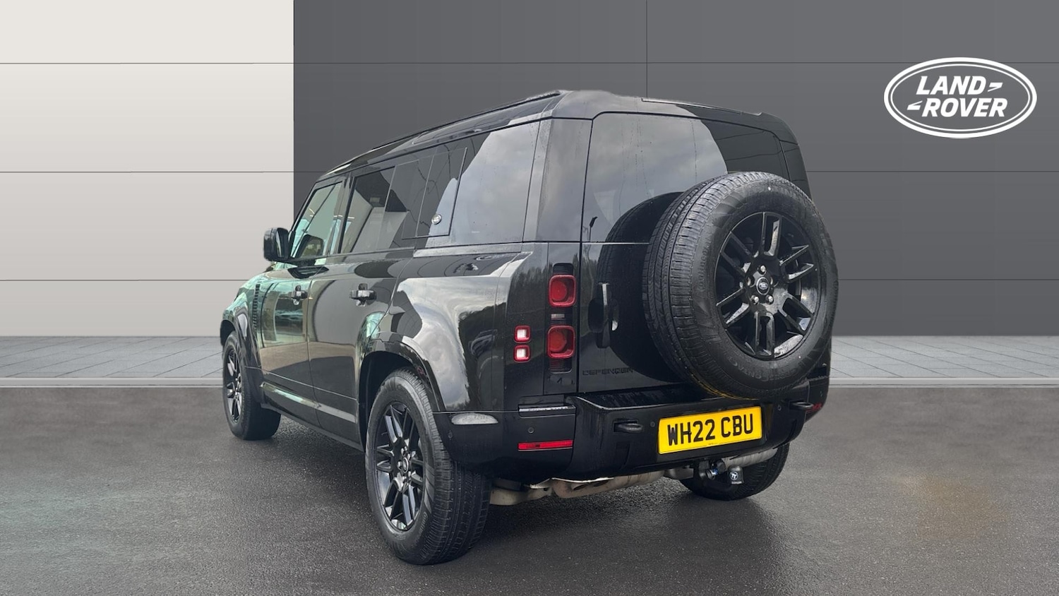 Used Land Rover Defender 2022 for sale - 76693208: Photo 2