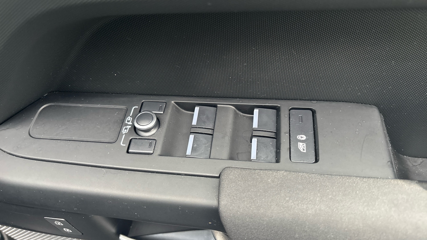 Used Land Rover Defender 2022 for sale - 76693208: Photo 28