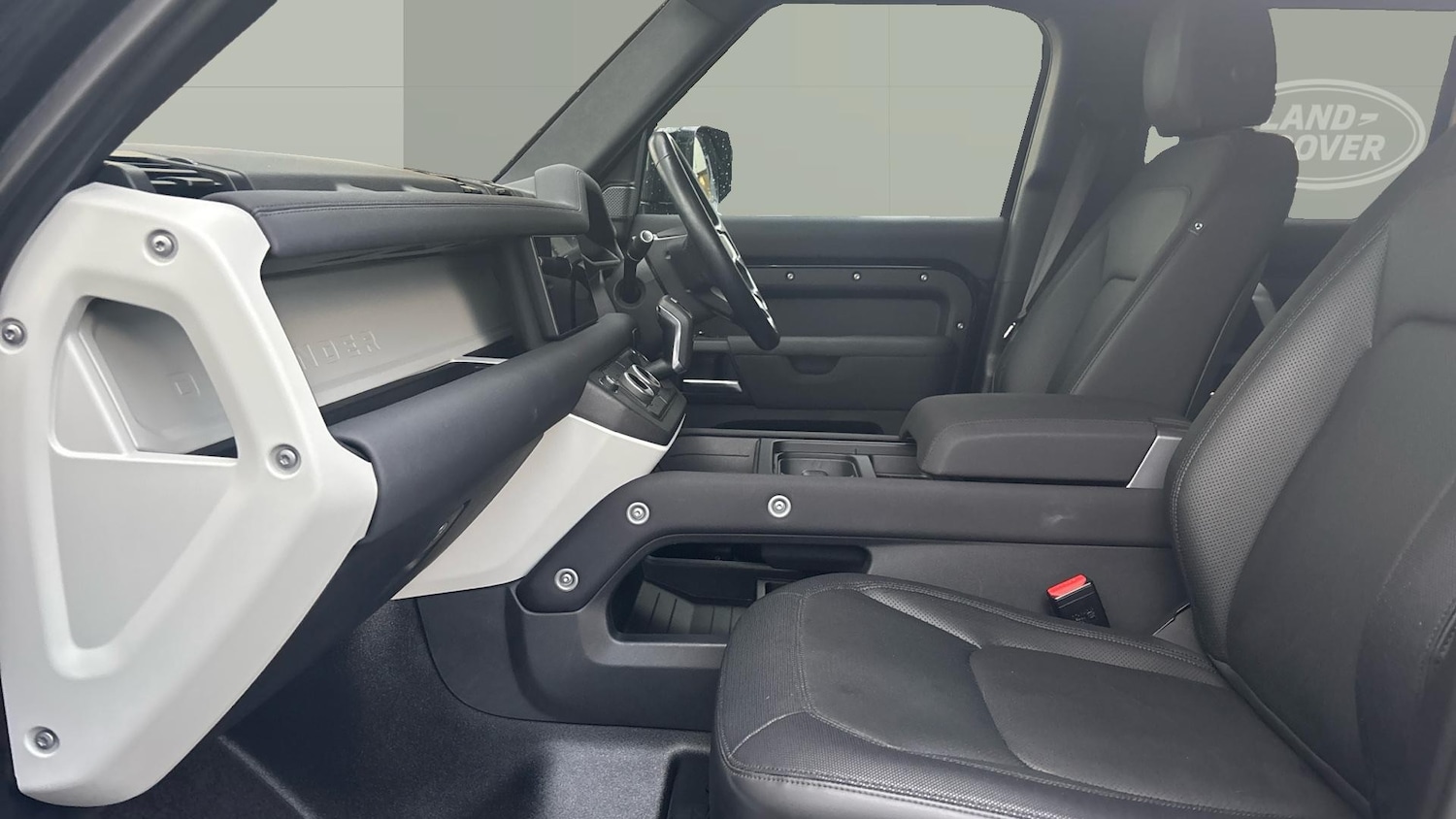 Used Land Rover Defender 2022 for sale - 76693208: Photo 3