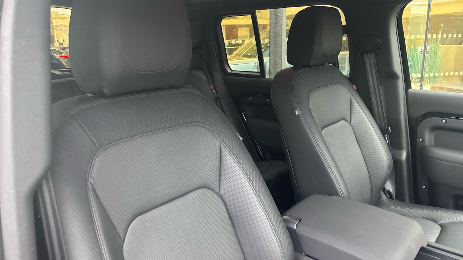 Used Land Rover Defender 2022 for sale - 76693208: Photo 31