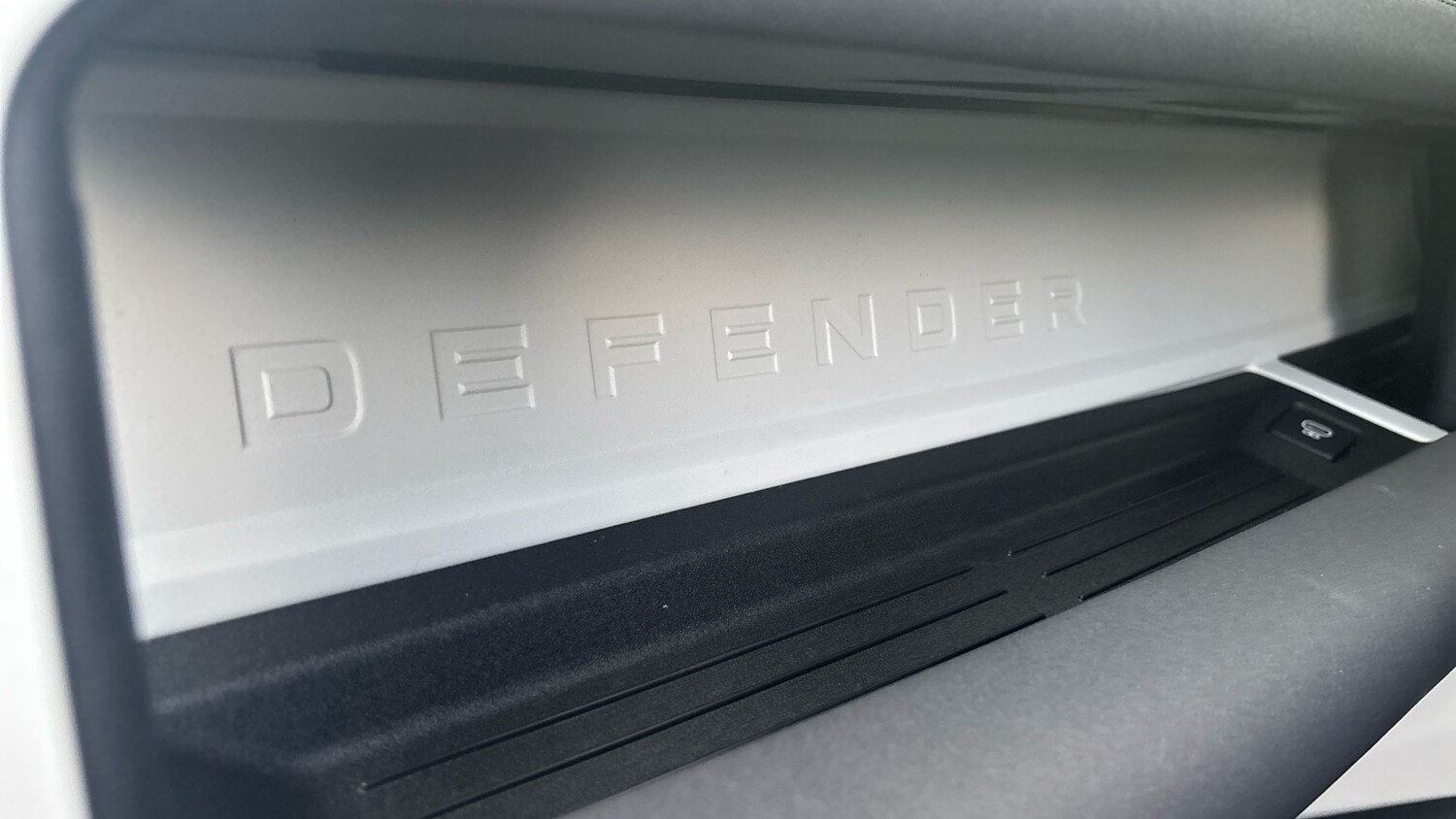 Used Land Rover Defender 2022 for sale - 76693208: Photo 39