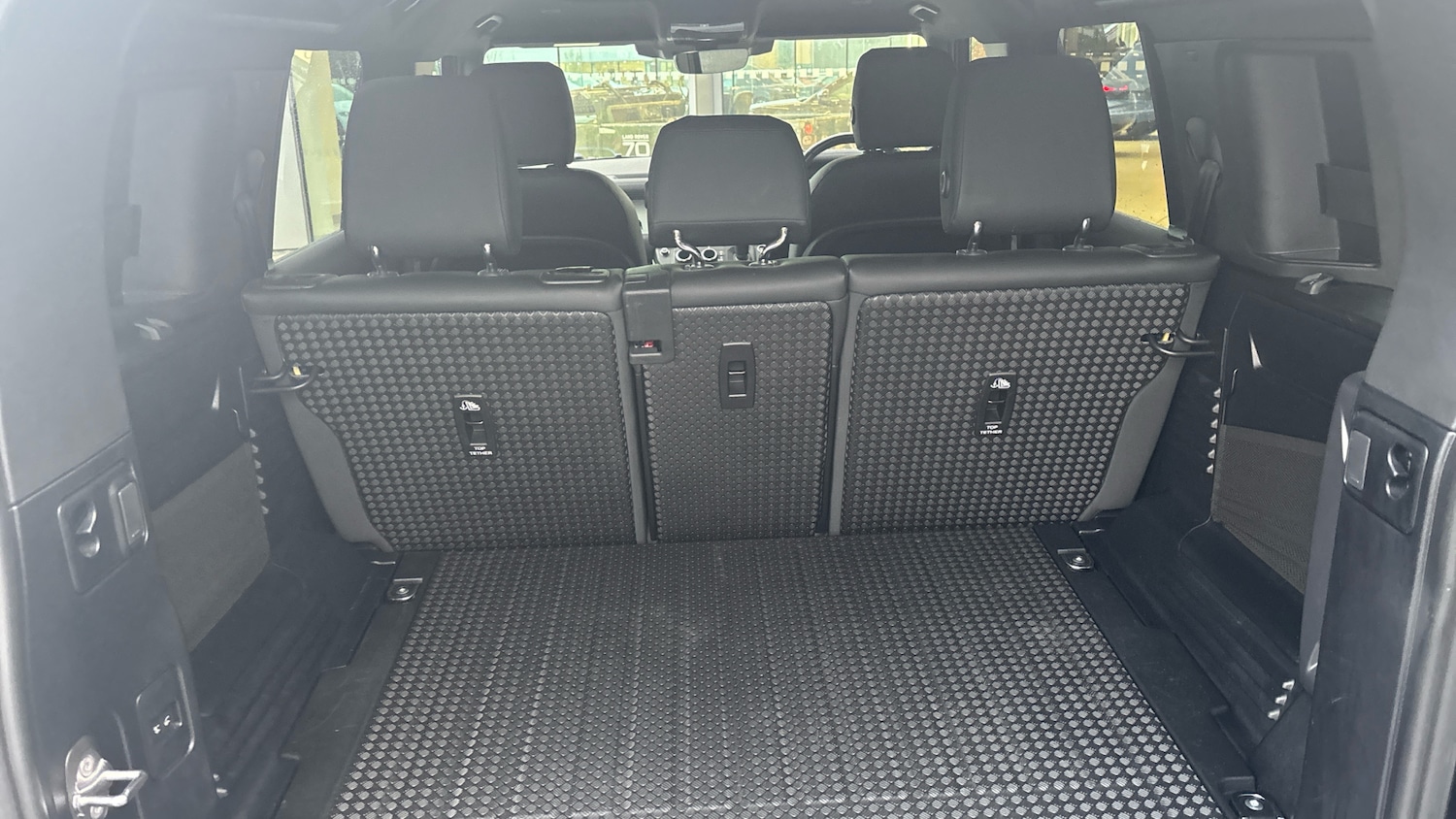 Used Land Rover Defender 2022 for sale - 76693208: Photo 42