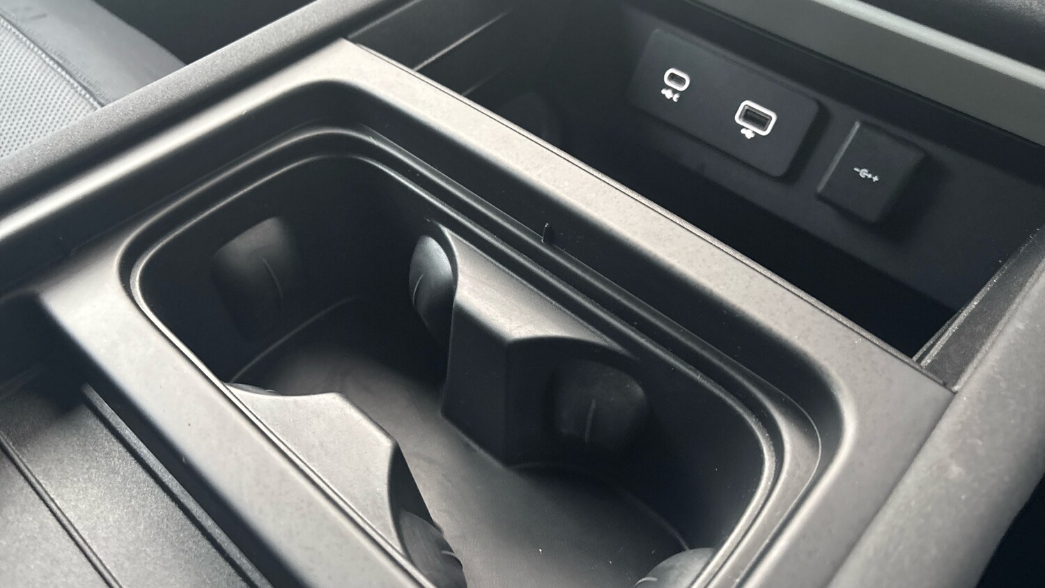 Used Land Rover Defender 2022 for sale - 76693208: Photo 46