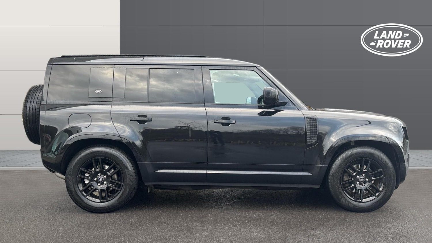 Used Land Rover Defender 2022 for sale - 76693208: Photo 5