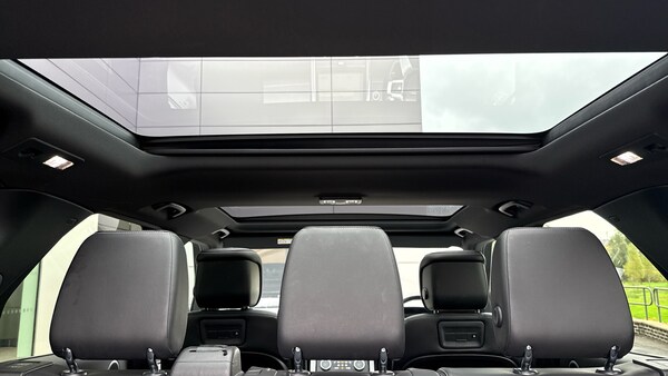 Used Land Rover Discovery 2021 for sale - 76219606: Photo 32